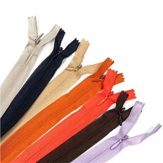 Neviditeľné zipsy na vankúše