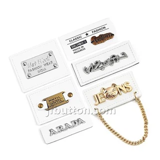 Vytvorené kožené odevy