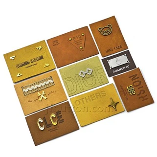 Kožené štítky pre háčkované predmety