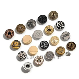 Nastaviteľné gombíky na nohaviciach